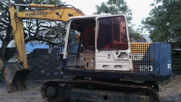 ขายรถแบ็คโฮ  KOMATSU  PC  120-5