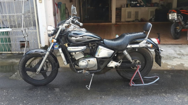 ขายแลก HONDA PHANTOM 150 ทำใหม่ทั้งคัน ลายไฟดำ ตัวสุดท้าย