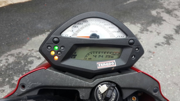 ถูกกว่านี้มีอีกไหม KAWASAKI ER6N ไม่เคยมีอุบัติเหตุ