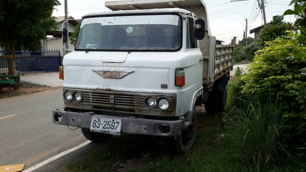 ขายรถดั้ม6ล้อKM เครื่อง4สูบ117แรง ทะเบียน ม.79 ขายตามสภาพ