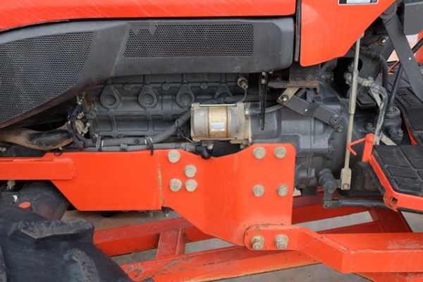 ขายรถไถรุ่น L4708 ดาวน์ 10,000 บาท พร้อมใบมีด ผานพรวน มีเอกสารพร้อมโอน รถสวยพร้อมใช้งาน ขายรถไถรุ่น L4708 ดาวน์ 10,000 บาท พร้อมใบมีด ผานพรวน มีเอกสารพร้อมโอน รถสวยพร้อมใช้งาน