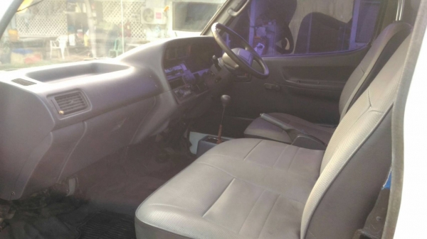 โตโยต้าไฮเอช 1995