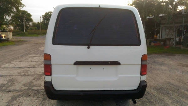 โตโยต้าไฮเอช 1995