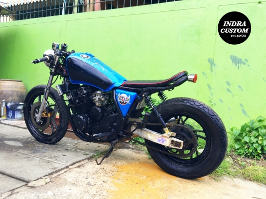 โอ บางนา ขาย xj 400 ทะเบียนแท้(เล่มหายมีแต่สำเนา 25,000 บาท โอ บางนา ขาย xj 400 ทะเบียนแท้(เล่มหายมีแต่สำเนา 25,000 บาท