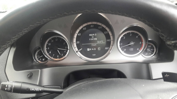 ขายรถเบนซ์มือสอง สภาพสวย รถใช้เอง สนใจติดต่อสอบถามที่ 081-9832626 (เฮียโชค) ขายรถเบนซ์มือสอง สภาพสวย รถใช้เอง สนใจติดต่อสอบถามที่ 081-9832626 (เฮียโชค)