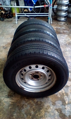 กะทะ15/5-114 พร้อมยาง215/70/15ปี5010 ชุด3700บ โตต้าไมตี้ วีโก้ มิตซูไทรทรัล