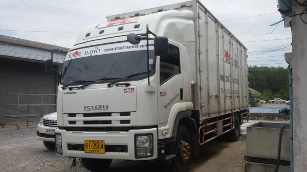ให้เช่ารถบรรทุกระยะยาว 10,6ล้อ,หัวหลาก ขนาด 7.69 เมตร ประตู 10 บานพร้อมพนักงานขับรถประจำได้ทั่วประเทศ บริษัทภูฟ้าโลจิสติคส์ จำกัด ผู้มีประสบการณ์ด้านขนส่ง มา 10 ปี สนใจติดต่อได้ที่ www.thai7market.com โทร. 0851536632 หรือ 0850643273