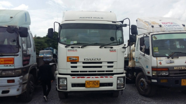 หัวลาก360  ปี56  รถสวย สภาพ พร้อมใช้งาน  ราคา  2,100,000 บาท