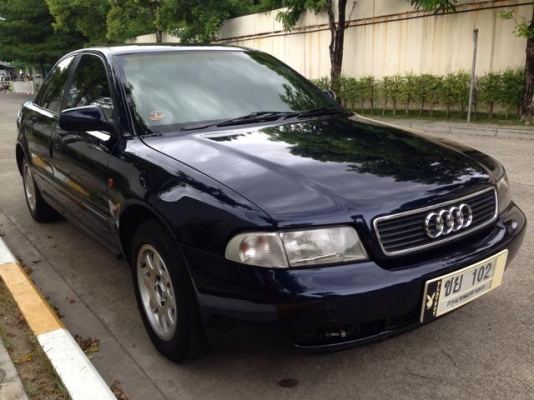 Audi A4 ปี97 ติดแก๊สหัวฉีด เกียร์ออโต้ 0804465223