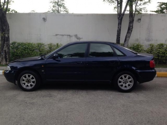 Audi A4 ปี97 ติดแก๊สหัวฉีด เกียร์ออโต้ 0804465223