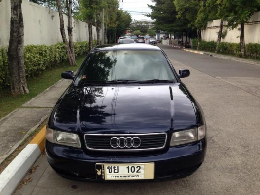 Audi A4 ปี97 ติดแก๊สหัวฉีด เกียร์ออโต้ 0804465223