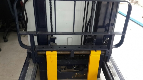 ฟอร์คลิฟต์ Komatsu 1.3ตัน ไฟฟ้า