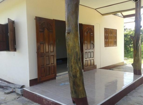 ขายบ้านพร้อมที่ดิน อยู่ข้างค่ายทหารศรีสองรัก ต.ศรีสองรัก อ.เมือง จ.เลย ถนนเส้นเชียงคาน-เมืองเลย