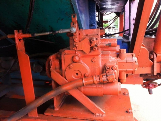 ขายรถเกี่ยวข้าว สอทวี อุ้ม2.5ตัน ตัวเดิน12 เครื่อง185 โซ่ใหม่ อุ้มปรับระดับ สภาพสวย พร้อมใช้งาน ราคา440,000 สนใจโทร 090-8588220คุณนะ 093-3258446คุณบิว หรือเข้าดูสินค้าอื่นๆได้ที่ www.narong2truck.com หรือ www.truck.in.th/498 หรือเพจFacebook ณรงค์ ซื้อขายร