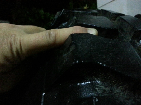 VVVVขายยาง Humvee 37นิ้ว พร้อมแม็กVVVVV VVVVขายยาง Humvee 37นิ้ว พร้อมแม็กVVVVV