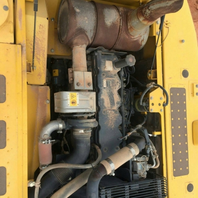 รถแบคโฮKOMATSU PC 200-8 รถแบคโฮKOMATSU PC 200-8