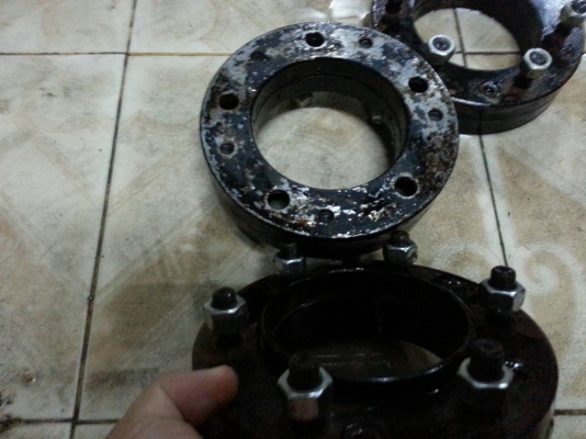 VVVV ขาย Adaptor 5 ออก 6 139.7 ที่ต้องการ ใส่ล้อ หกรู VVVVVV