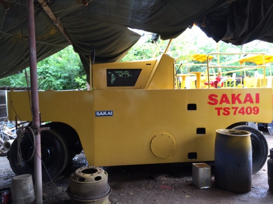 ขายด่วนรถบดล้อยาง9ล้อ SAKAI TS7409 เล่มทะเบียน พร้อมใช้งาน