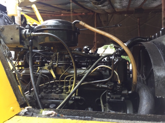 ขายด่วนรถบดล้อยาง9ล้อ SAKAI TS7409 เล่มทะเบียน พร้อมใช้งาน