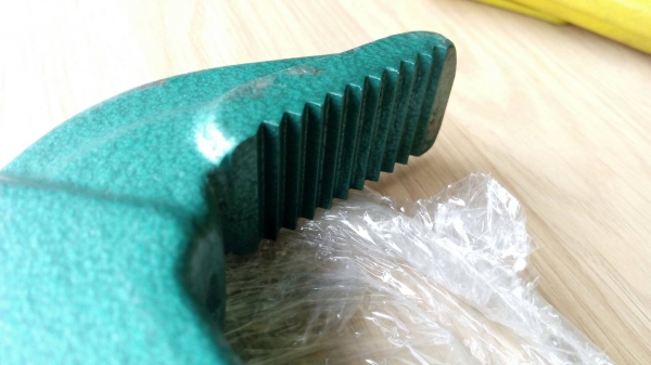 ขายคอม้ารุ่นมีคิ้วDOWIDAT Made in Germany. ขนาดปากจับ3"งานใหม่เก่าเก็บ ขายคอม้ารุ่นมีคิ้วDOWIDAT Made in Germany. ขนาดปากจับ3"งานใหม่เก่าเก็บ