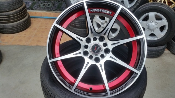 ขายล้อใหม่ YACHIYODA 17 5รู100/114 หน้า7.5  พร้อมยาง 4 ล้อ