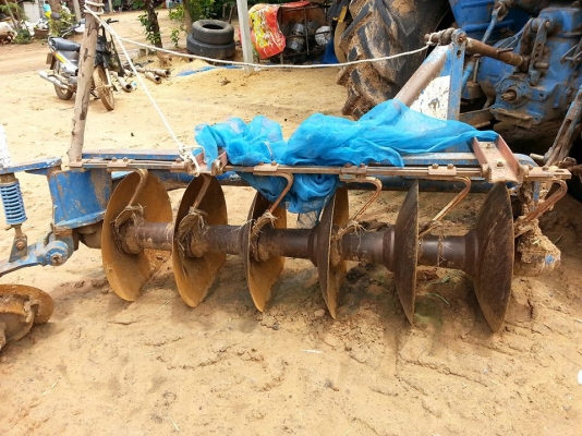 ขายรถไถฟอร์ต 6600 เสื้อลาย อุปกรณ์ ดันหน้า ผานหลัง สภาพสวยพร้อมใช้งาน เอกสารพร้อมโอน ราคา450,000 สนใจโทร 090-8588220คุณนะ 093-3258446คุณบิว หรือเข้าดูสินค้าอื่นๆได้ที่ www.narong2truck.com หรือ www.truck.in.th/498 หรือเพจFacebook ณรงค์ ซื้อขายรถมือสอง (เว