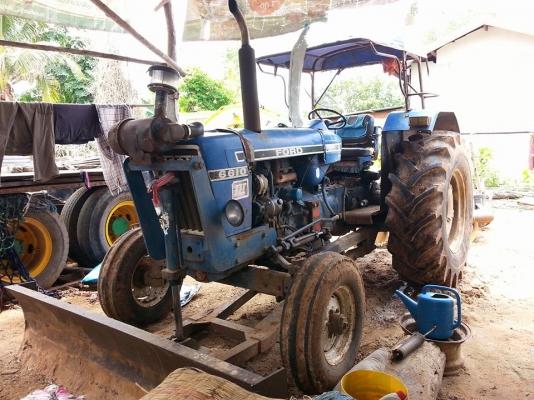 ขายรถไถฟอร์ต 6600 เสื้อลาย อุปกรณ์ ดันหน้า ผานหลัง สภาพสวยพร้อมใช้งาน เอกสารพร้อมโอน ราคา450,000 สนใจโทร 090-8588220คุณนะ 093-3258446คุณบิว หรือเข้าดูสินค้าอื่นๆได้ที่ www.narong2truck.com หรือ www.truck.in.th/498 หรือเพจFacebook ณรงค์ ซื้อขายรถมือสอง (เว