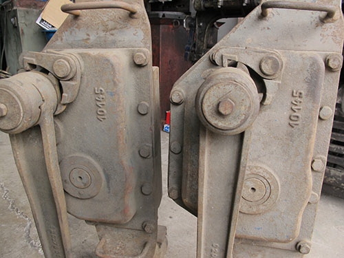 ขายแม่แรงปั้นจั่นBRANO ขนาดใหญ่ของเชคโกสโลวาเกีย ขายแม่แรงปั้นจั่นBRANO ขนาดใหญ่ของเชคโกสโลวาเกีย