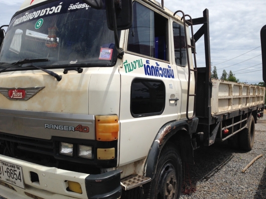 หกล้อใหญ่ฮีโน่FD เครื่อง HO7C 180 แรงม้า กระบะยาว6เมตรเดิมๆใช้งานปกติ