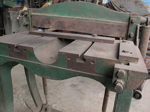 ขายโต๊ะกรรไกรขาเหยียบตัดเหล็กของอเมริกา