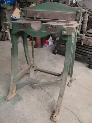 ขายโต๊ะกรรไกรขาเหยียบตัดเหล็กของอเมริกา