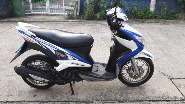ขาย Mio 125  RR ปี 54  ( 14000 ไม่ลดแล้วครับ ) เครื่องดีสตาร์ทที่เด่วติด สภาพพร้อมใช้งาน สตาร์ทมือ สตาร์ทเท้าติดปกติ ทะเบียนไม่ขาดต่อ มาดูรถได้ที่ ดอนเมือง กรุงเทพ ราคา 14000 บาท