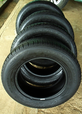 ยางกระบะ-เก๋ง-ตู้ ขอบ15 กู๊ดเยียร์205-65-R15 ปี14 (4เส้น3,200)