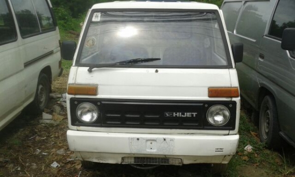 ขายด่วน...กะป๊อไดฮัทสุs70 สภาพสวย ป้ายเหลือง ขับดี ถูกๆครับ