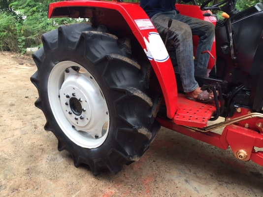 สินค้าเข้าใหม่ ขายรถไถยันม่าร์ EF453 T พร้อมอุปกรณ์ ดันดินหน้า และผานพรวน cmt รถสวยสภาพพร้อมลุยงานขายราคา 318000 บาท. สนใจโทร 0819136451 หรือสอบถามทาง line:id bow 6451 บริการจัดส่งฟรีทั่วไทย สินค้าเข้าใหม่ ขายรถไถยันม่าร์ EF453 T พร้อมอุปกรณ์ ดันดินหน้า และผานพรวน cmt รถสวยสภาพพร้อมลุยงานขายราคา 318000 บาท. สนใจโทร 0819136451 หรือสอบถามทาง line:id bow 6451 บริการจัดส่งฟรีทั่วไทย