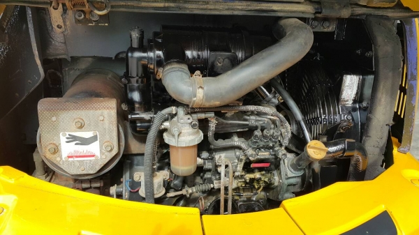 ขาย รถขุด KOMATSU รุ่น PC35MR -1- มือสองญี่ปุ่น แทรกเหล็ก สลัก บูทแน่น ทั้งคัน สวยพร้อมใช้งาน มือถือ/LINE ID : 0818753444