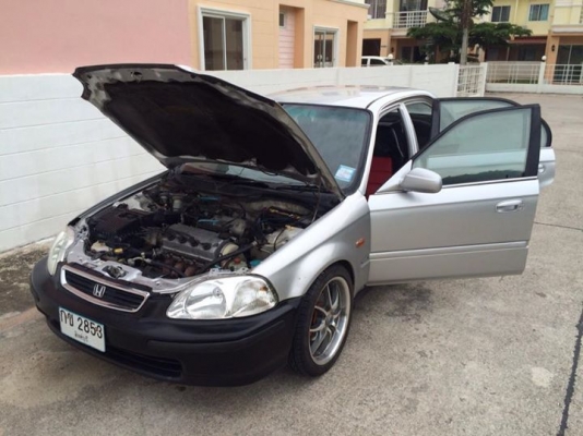 ขาย Honda Civic ตาโต เครื่อง วีเทค d16y8 ไม่เคยติดแก๊ส เกียร์ธรรมดา