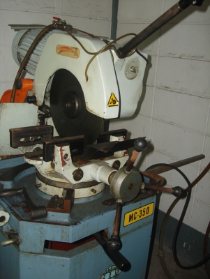 ขายแล้วค่ะ ของดีจริง ๆ มีแค่เครื่องเดียวSOCO เครื่องตัดโลหะมือสองแบบปรับมุมการตัดและองศาได้ (CIR CURLAR COLD SAWS MACHINE FOR CUTTING METAL)