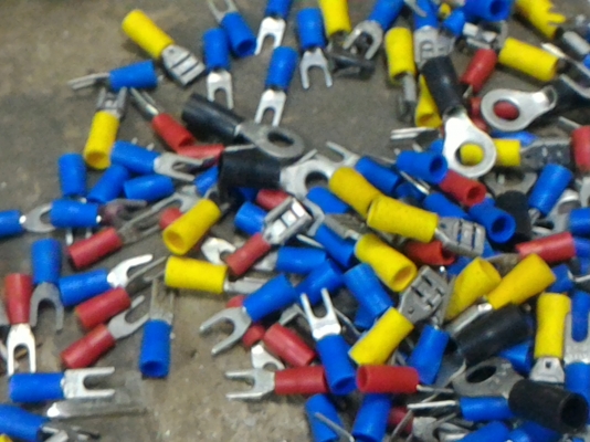 คีมตัด - ย่้ำ - ปลอกสายไฟแบบเอนกประสงค์ ยี่ห้อ Winton ย้ำลายไฟได้สวย ง่าย แน่น โครงสร้างแข็งแรง ฟรีค่าจัดส่ง