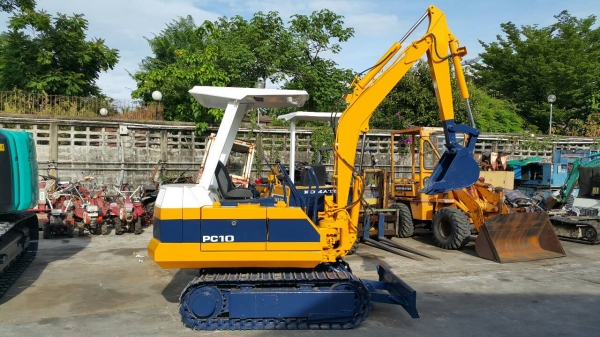 ขาย รถขุด KOMATSU รุ่น PC10-5- มือสองญี่ปุ่น แทรกเหล็ก สลัก บูท เอวแน่น ทั้งคัน  สวย พร้อมใช้งาน ราคา 220,000 บาท มือถือ/LINE ID : 0818753444
