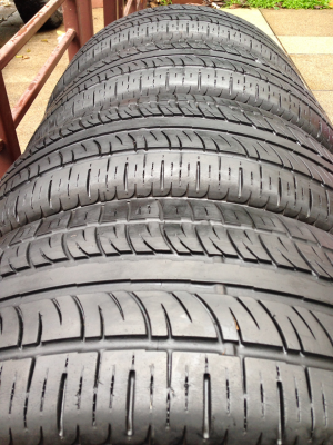 ยาง PIRELLIl 255 45 20 ปี12 ดอกเยอะ ราคาไม่แพง ยาง PIRELLIl 255 45 20 ปี12 ดอกเยอะ ราคาไม่แพง