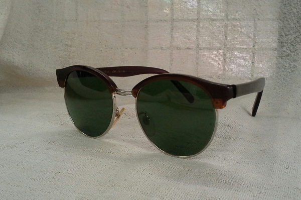 แว่นตาวินเทจ เอ็กซ์คลูซีฟ ซีรีส์  'หยดน้ำ-คลับมาสเตอร์'  รุ่นหายาก!  ROVER EXCLUSIVE handmade in England