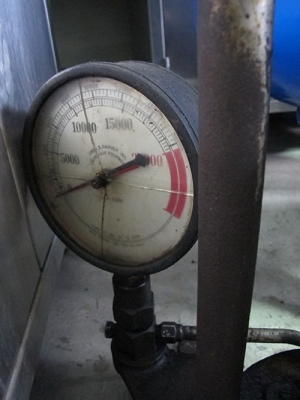 ขายแท่นอัดไฮดรอลิคเก่าโบราณของอเมริกา แรงอัด20ตันหายากน่าใช้หรือสะสม ขายแท่นอัดไฮดรอลิคเก่าโบราณของอเมริกา แรงอัด20ตันหายากน่าใช้หรือสะสม