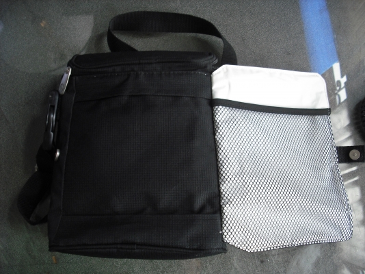 กระเป๋าใส่ขวดนมเก็บความร้อน ยี่ห้อ BABY Product By UK