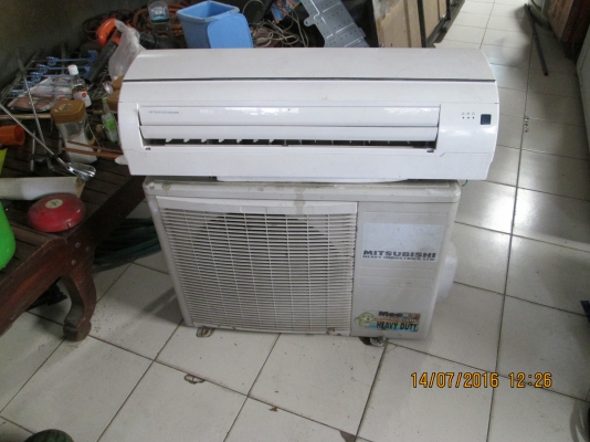 -ขายถูกครับ  แอร์9000BTU   ขายราคา3200บาท รีโมทหาย