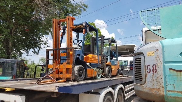 ขายด่วนรถยกTOYOTA 5FG15ยก1.5ตันยกสูง3เมตรยางตัน4เส้นรถนอกเพิ่งนำเข้ามายังไม่เคยใช้งานในเมืองไทยเลย ขายด่วนรถยกTOYOTA 5FG15ยก1.5ตันยกสูง3เมตรยางตัน4เส้นรถนอกเพิ่งนำเข้ามายังไม่เคยใช้งานในเมืองไทยเลย