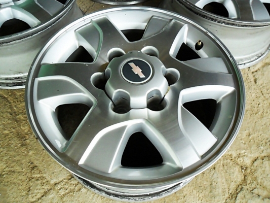 แม็กกระบะขอบ16 แท้ 6รู139 สภาพใหม่ (4วง 4,000)