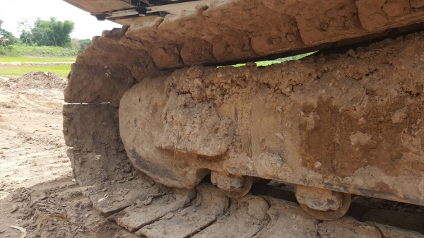 ขาย แบคโฮ HITACHI EX200-2 เอกสารใบซื้อขาย เอวกับช่วงล่างดี เครื่องหลวมทำงานมีโหลด ขายตามสภาพครับ ขาย แบคโฮ HITACHI EX200-2 เอกสารใบซื้อขาย เอวกับช่วงล่างดี เครื่องหลวมทำงานมีโหลด ขายตามสภาพครับ