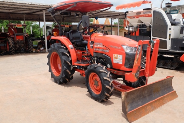 ขายรถไถรุ่น L3608sp ดาวน์ 10,000 บาท พร้อมใบมีด ผานพรวน มีเอกสารพร้อมโอน รถสวยพร้อมใช้งาน ขายรถไถรุ่น L3608sp ดาวน์ 10,000 บาท พร้อมใบมีด ผานพรวน มีเอกสารพร้อมโอน รถสวยพร้อมใช้งาน