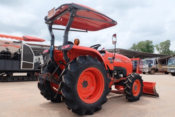 ขายรถไถรุ่น L3608sp ดาวน์ 10,000 บาท พร้อมใบมีด ผานพรวน มีเอกสารพร้อมโอน รถสวยพร้อมใช้งาน ขายรถไถรุ่น L3608sp ดาวน์ 10,000 บาท พร้อมใบมีด ผานพรวน มีเอกสารพร้อมโอน รถสวยพร้อมใช้งาน